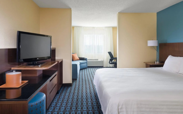 Fairfield Inn & Suites Lexington Keeneland Airport