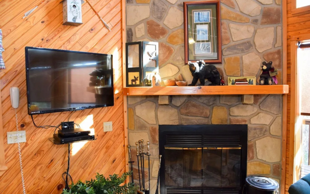HIKER'S POINT - 2 Br Cabin