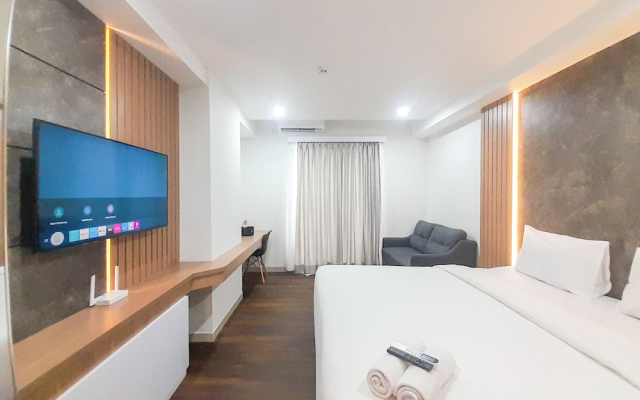 Tranquil And Modern Studio At Mataram City Apartment