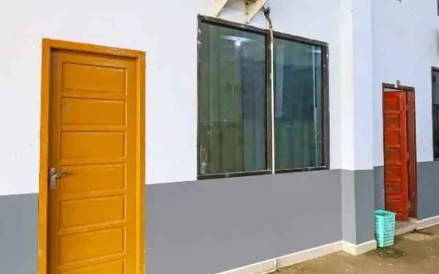 OYO 92230 Penginapan Metro Parepare