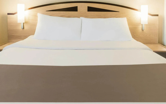 Ibis Bradford Shipley