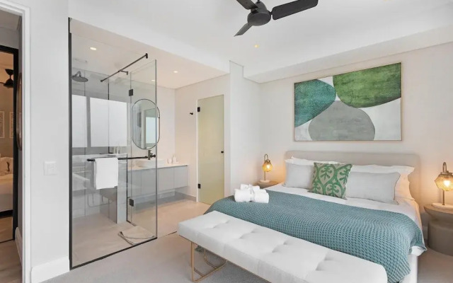 Alluring 2bed Apt w Sea Mountain Views Marlo Vale