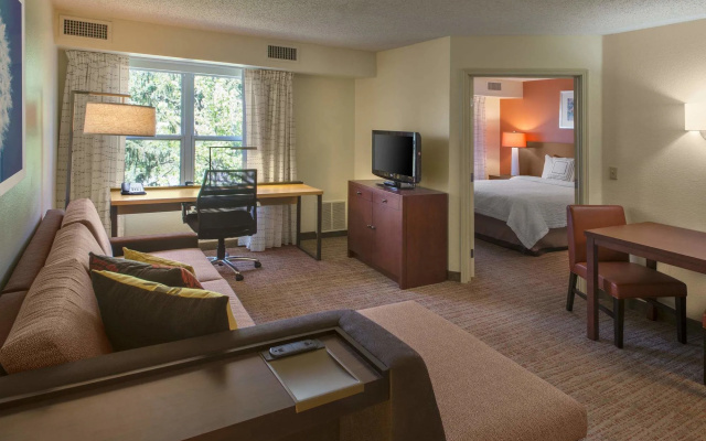 Residence Inn by Marriott Indianapolis Airport
