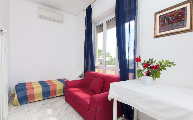 Rental in Rome Quattro Venti Terrace Apartment