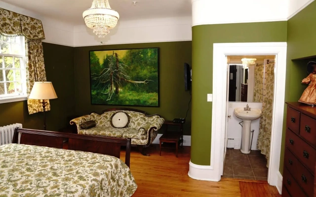 Monroe House Executive Suites