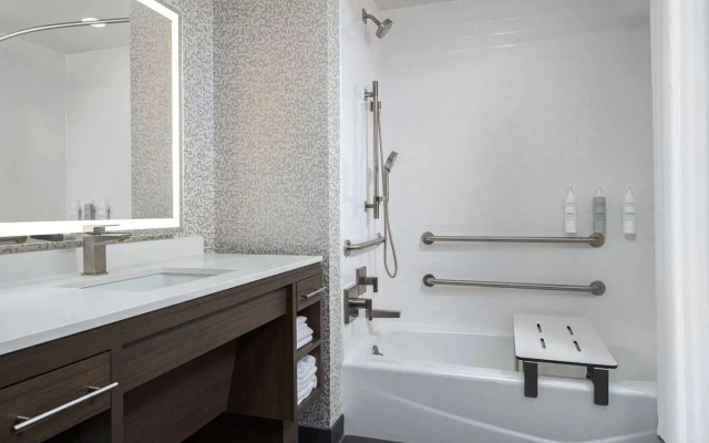 Home2 Suites BY Hilton Phoenix Midtown