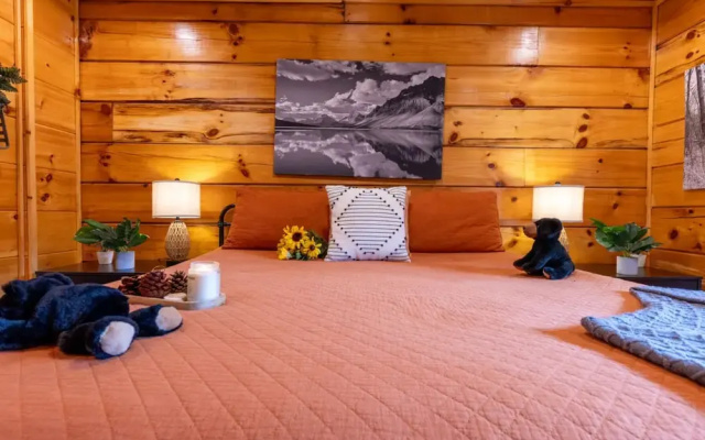 Rustic Mountain Retreat by Ghosal Luxury Lodging
