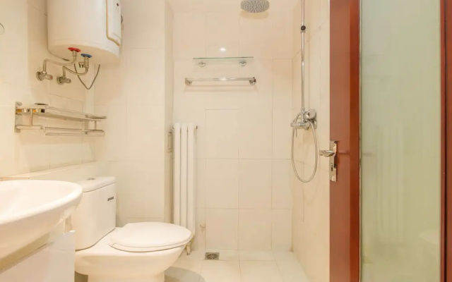 LayMayRest Service Apartment