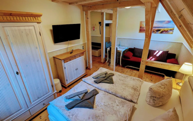 Hotel Lindequist Und Wald Hostel Sellin