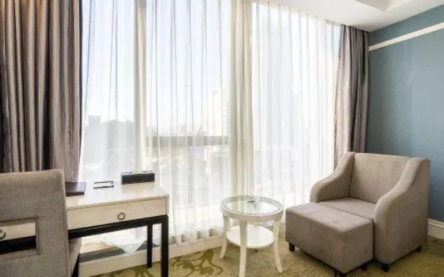 Huatong Hotel