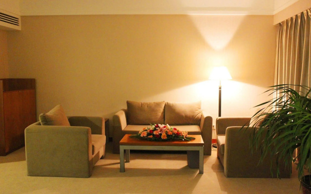 Vienna Classic Hotel (Hengtong Fortune Center Store)