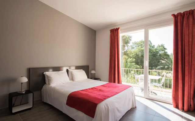 Residence Fiori Di Cala Rossa