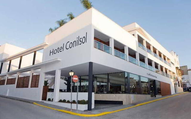 Conilsol Hotel y Aptos вид на фасад