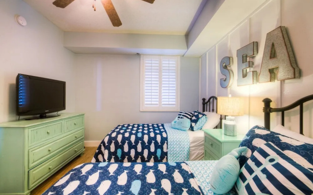 Azure 606 4 Bedroom Condo