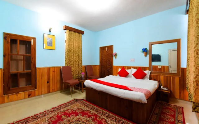 OYO 13732 Home Cozy near Mall Aleo Manali