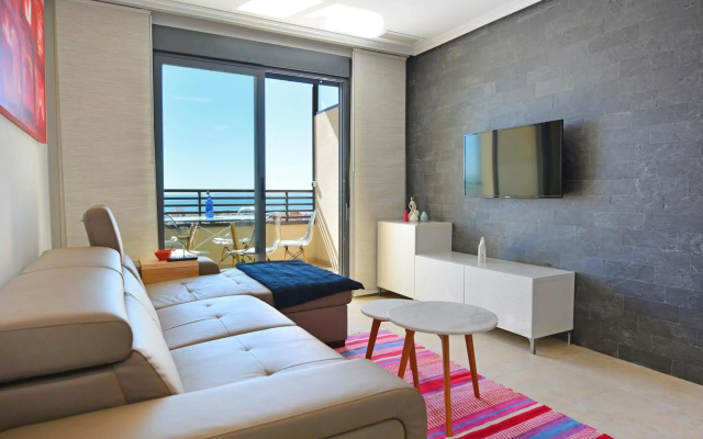 Penthouse with Panoramic View