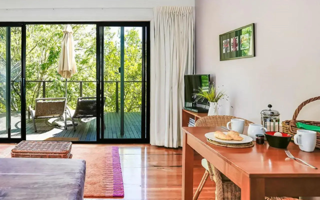 Cloudsong Chalet 3 - Close to the village centre!