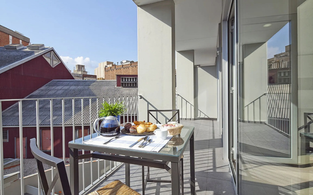 Charmsuites