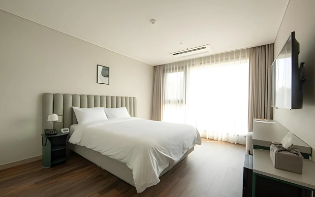 Hotel Seogwipean