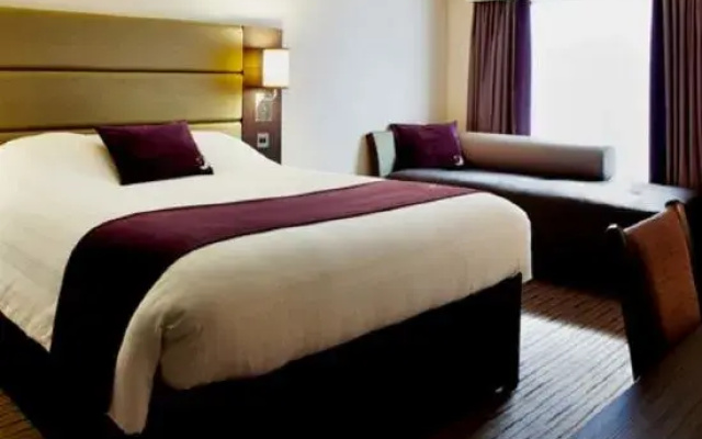 Premier Inn  Bristol Sidcot (A38)