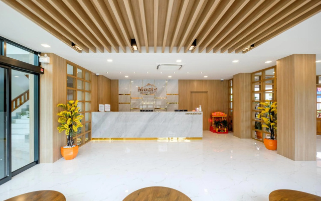 Monte Maesot Hotel