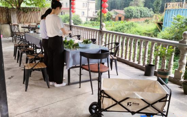 Xiangshi Hostel