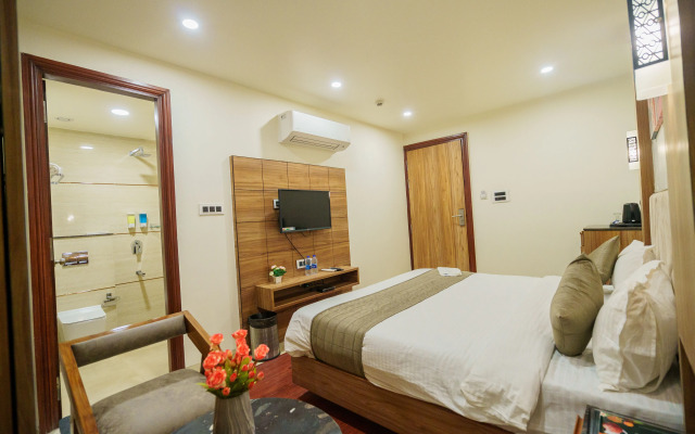 Hotel Emerald