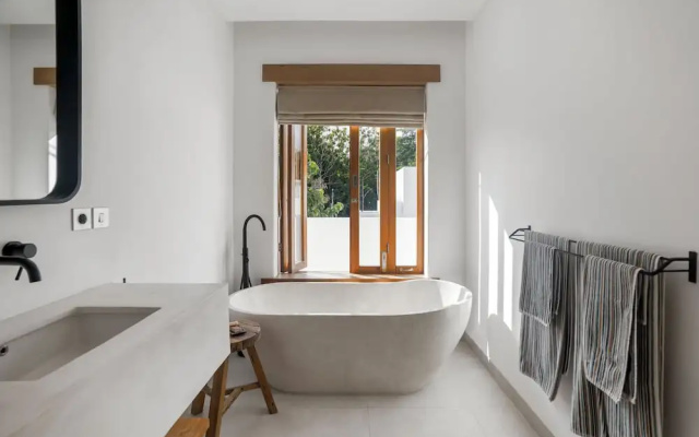 Villa Oasi 3 by Alfred in Bali