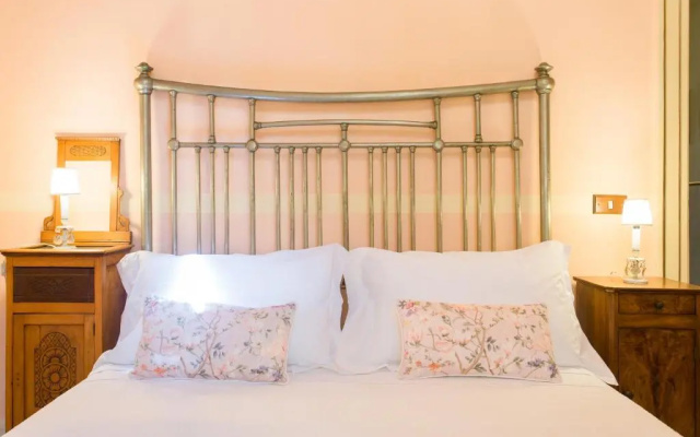 Porta Carolina Bed  Breakfast
