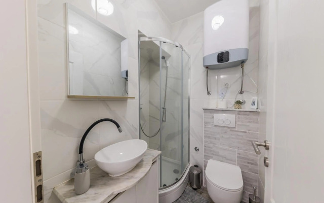 A1 - Spacious apt on the Seafront With Terrace