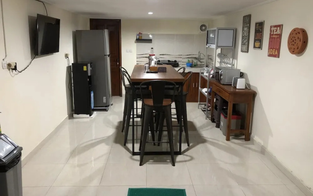 DeRose Guest House Canggu Bali
