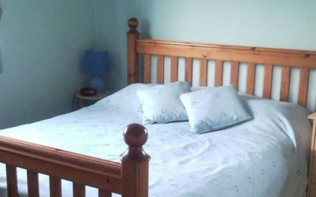 Latchmead Bed & Breakfast
