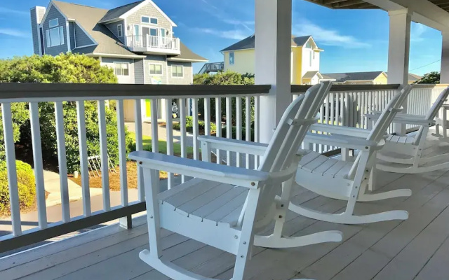 As Good As It Gets by Topsail Realty
