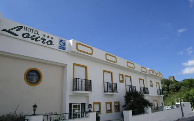Hotel Louro вид на фасад