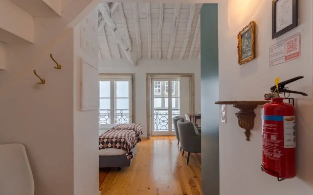 Central Porto With Comfort & Convenience
