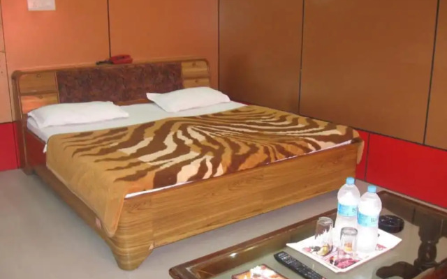 Shiv Ganga Hotel