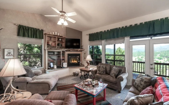 Robins Nest by Ruidoso Vacation Rentals