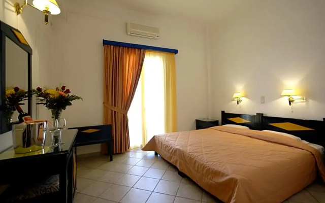 Hotel Klonos - Kyriakos Klonos