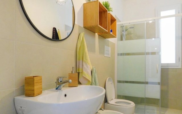 Awesome Apartment in Noto With Wifi, 1 Bedrooms and Jacuzzi