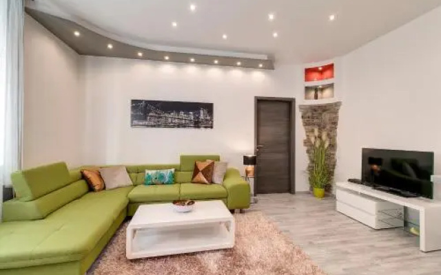Tamara Apartment