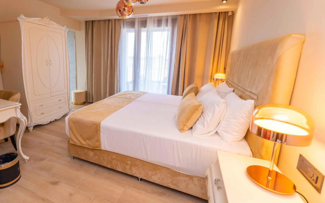 Santa Lucia Boutique Hotel