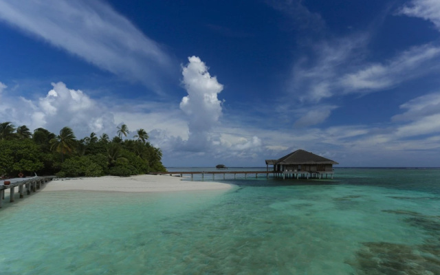 Курортный отель Medhufushi Island Resort