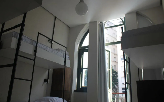 Refugio Hostel