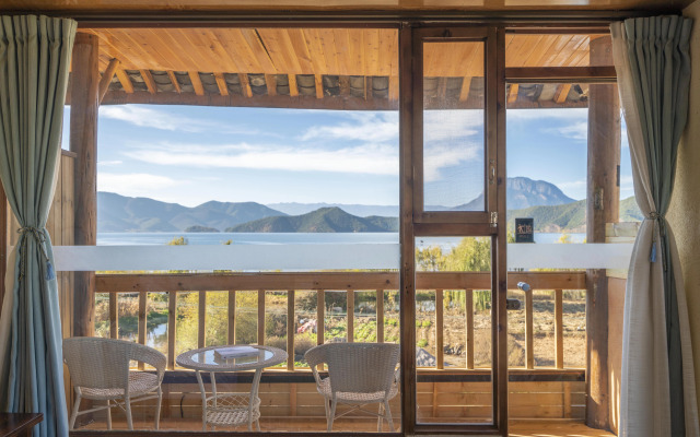 Lugu Lake 97 Rendezvous Lakeside Resort (Puluo Flower Sea Wharf Branch)