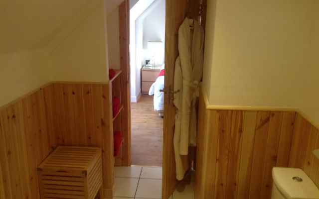 The Golden Larches Cafe and B&B