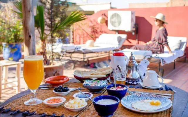Riad Rose Meryam