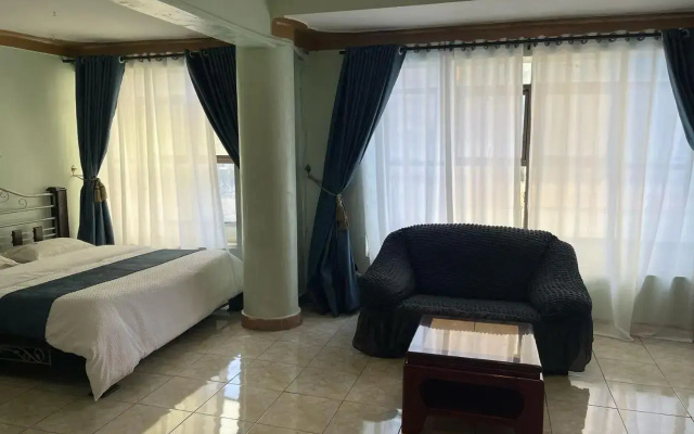 Excellent Hotel
