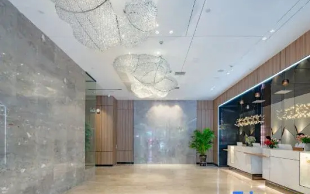 Manhattan Hotel Guilin North Railway Station Flagship Store