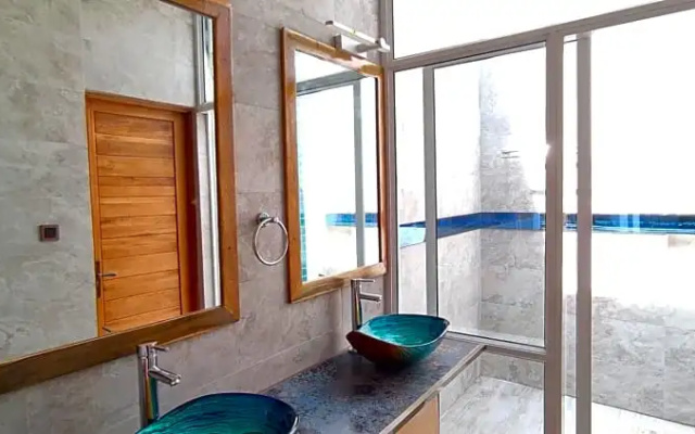 Island Life Maldives Retreat & Spa
