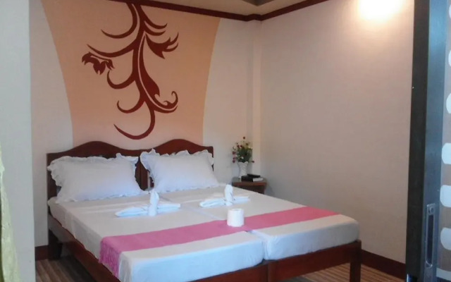 Vali-Joe Travel Lodge
